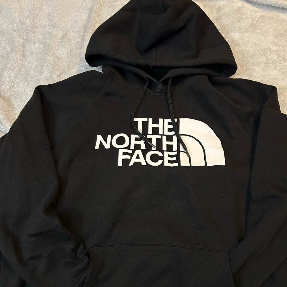 Women’s The North Face Hoodie